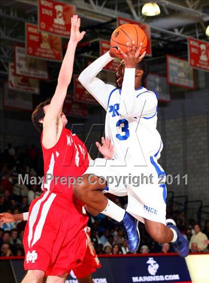 Thumbnail 3 in Price @ Mater Dei (Nike Extravaganza) photogallery.