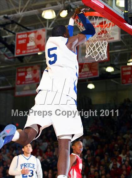 Thumbnail 1 in Price @ Mater Dei (Nike Extravaganza) photogallery.
