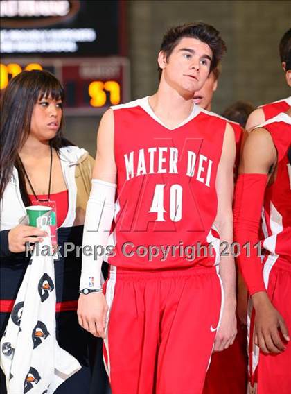 Thumbnail 2 in Price @ Mater Dei (Nike Extravaganza) photogallery.