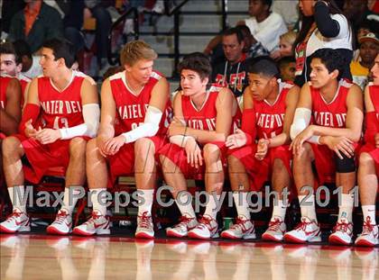 Thumbnail 3 in Price @ Mater Dei (Nike Extravaganza) photogallery.