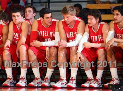 Thumbnail 2 in Price @ Mater Dei (Nike Extravaganza) photogallery.