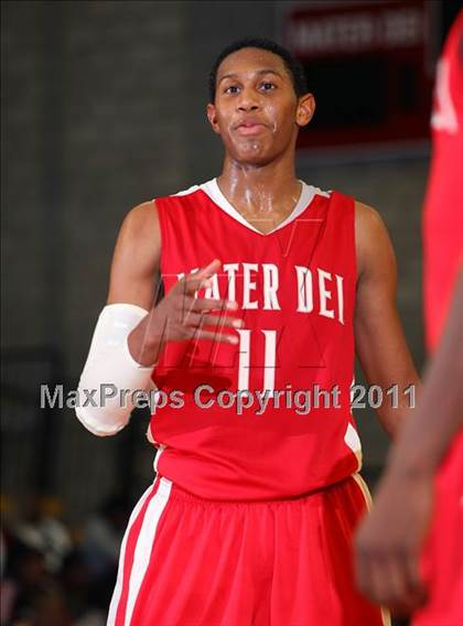 Thumbnail 1 in Price @ Mater Dei (Nike Extravaganza) photogallery.