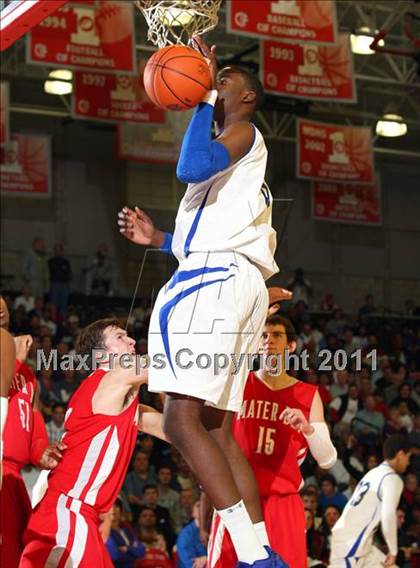 Thumbnail 2 in Price @ Mater Dei (Nike Extravaganza) photogallery.
