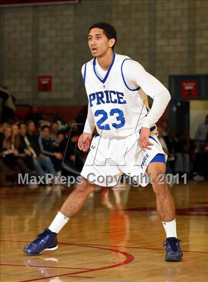 Thumbnail 3 in Price @ Mater Dei (Nike Extravaganza) photogallery.
