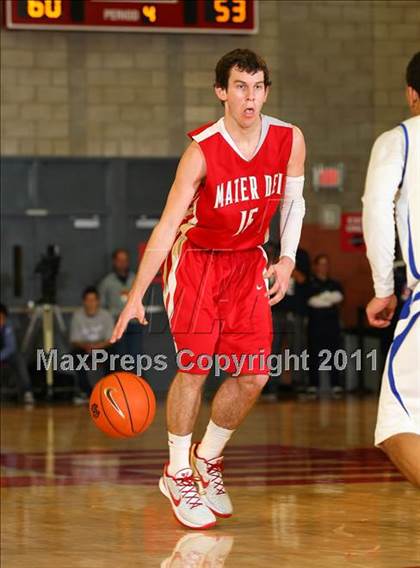 Thumbnail 1 in Price @ Mater Dei (Nike Extravaganza) photogallery.