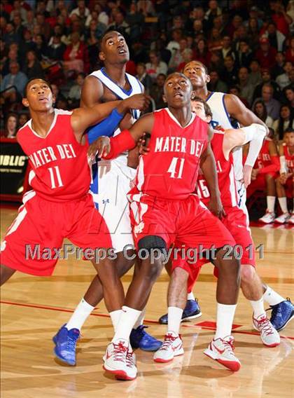 Thumbnail 1 in Price @ Mater Dei (Nike Extravaganza) photogallery.