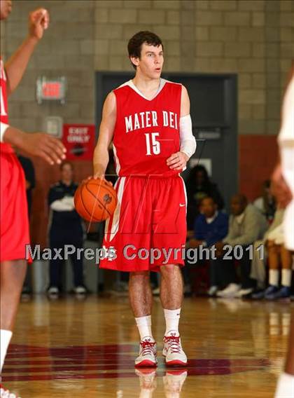 Thumbnail 3 in Price @ Mater Dei (Nike Extravaganza) photogallery.