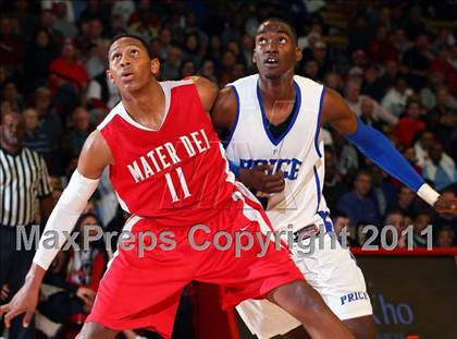 Thumbnail 2 in Price @ Mater Dei (Nike Extravaganza) photogallery.
