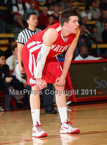Thumbnail 2 in Price @ Mater Dei (Nike Extravaganza) photogallery.