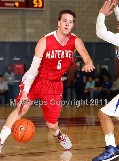Thumbnail 2 in Price @ Mater Dei (Nike Extravaganza) photogallery.