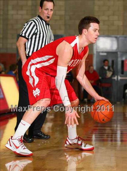 Thumbnail 2 in Price @ Mater Dei (Nike Extravaganza) photogallery.