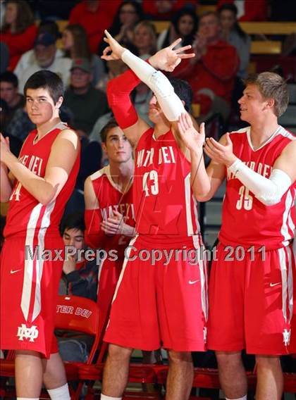 Thumbnail 1 in Price @ Mater Dei (Nike Extravaganza) photogallery.