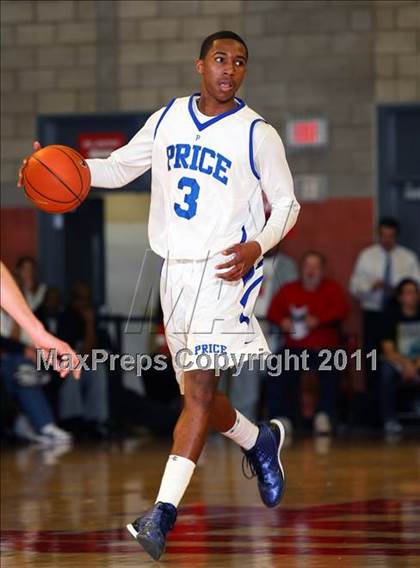 Thumbnail 2 in Price @ Mater Dei (Nike Extravaganza) photogallery.