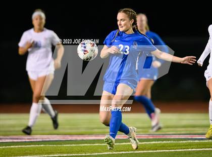 Thumbnail 3 in Santa Margarita vs Los Alamitos (CIF Division 1 Regional Final) photogallery.