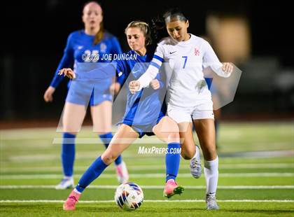 Thumbnail 2 in Santa Margarita vs Los Alamitos (CIF Division 1 Regional Final) photogallery.