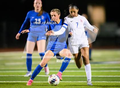 Thumbnail 1 in Santa Margarita vs Los Alamitos (CIF Division 1 Regional Final) photogallery.