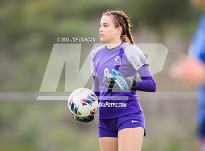 Thumbnail 2 in Santa Margarita vs Los Alamitos (CIF Division 1 Regional Final) photogallery.