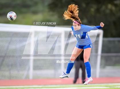 Thumbnail 1 in Santa Margarita vs Los Alamitos (CIF Division 1 Regional Final) photogallery.