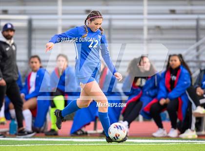 Thumbnail 2 in Santa Margarita vs Los Alamitos (CIF Division 1 Regional Final) photogallery.