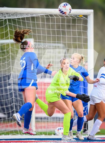 Thumbnail 1 in Santa Margarita vs Los Alamitos (CIF Division 1 Regional Final) photogallery.