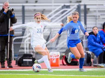 Thumbnail 2 in Santa Margarita vs Los Alamitos (CIF Division 1 Regional Final) photogallery.