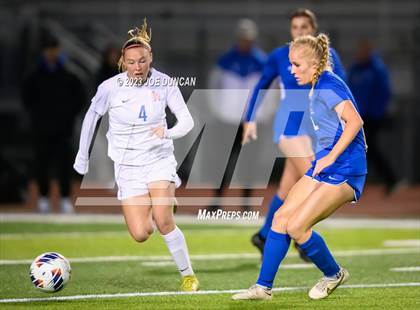 Thumbnail 1 in Santa Margarita vs Los Alamitos (CIF Division 1 Regional Final) photogallery.