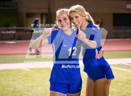 Thumbnail 3 in Santa Margarita vs Los Alamitos (CIF Division 1 Regional Final) photogallery.