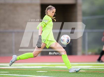 Thumbnail 3 in Santa Margarita vs Los Alamitos (CIF Division 1 Regional Final) photogallery.