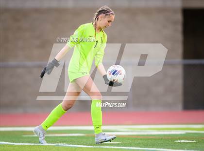 Thumbnail 2 in Santa Margarita vs Los Alamitos (CIF Division 1 Regional Final) photogallery.