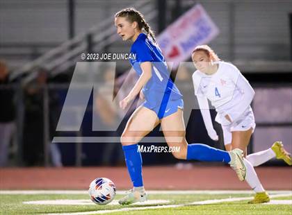 Thumbnail 1 in Santa Margarita vs Los Alamitos (CIF Division 1 Regional Final) photogallery.