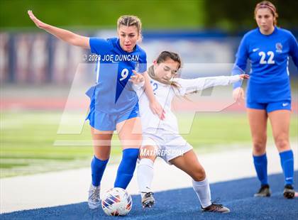 Thumbnail 1 in Santa Margarita vs Los Alamitos (CIF Division 1 Regional Final) photogallery.