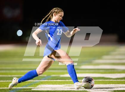 Thumbnail 3 in Santa Margarita vs Los Alamitos (CIF Division 1 Regional Final) photogallery.