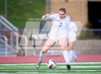 Thumbnail 2 in Santa Margarita vs Los Alamitos (CIF Division 1 Regional Final) photogallery.