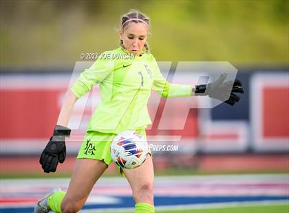 Thumbnail 1 in Santa Margarita vs Los Alamitos (CIF Division 1 Regional Final) photogallery.