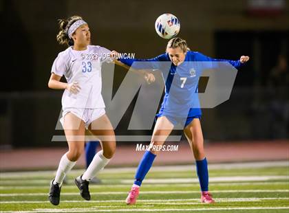 Thumbnail 2 in Santa Margarita vs Los Alamitos (CIF Division 1 Regional Final) photogallery.