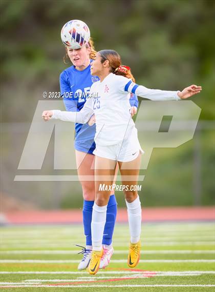 Thumbnail 3 in Santa Margarita vs Los Alamitos (CIF Division 1 Regional Final) photogallery.