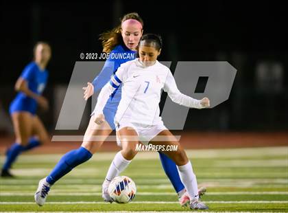 Thumbnail 1 in Santa Margarita vs Los Alamitos (CIF Division 1 Regional Final) photogallery.