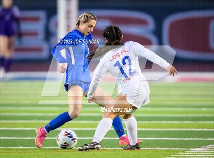 Thumbnail 3 in Santa Margarita vs Los Alamitos (CIF Division 1 Regional Final) photogallery.
