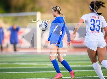 Thumbnail 2 in Santa Margarita vs Los Alamitos (CIF Division 1 Regional Final) photogallery.