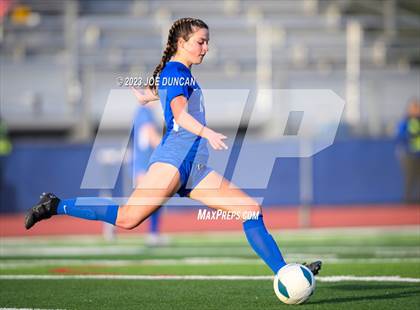 Thumbnail 2 in Santa Margarita vs Los Alamitos (CIF Division 1 Regional Final) photogallery.
