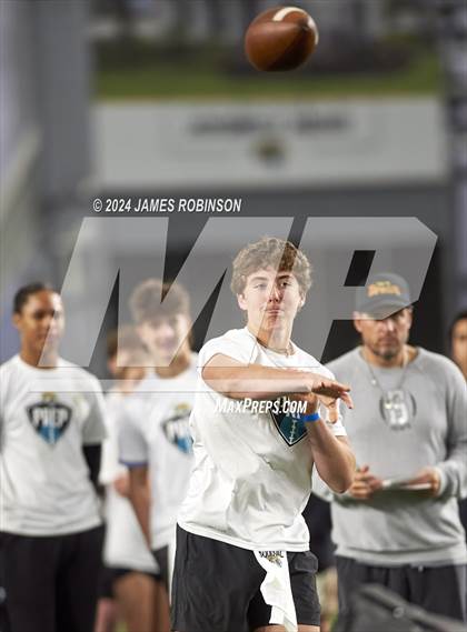 Thumbnail 3 in Jaguars QB Skills Challenge (Finals) photogallery.