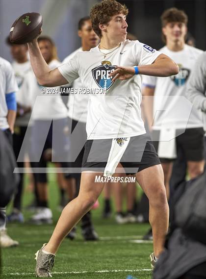 Thumbnail 3 in Jaguars QB Skills Challenge (Finals) photogallery.