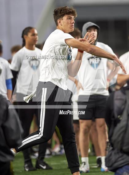 Thumbnail 2 in Jaguars QB Skills Challenge (Finals) photogallery.