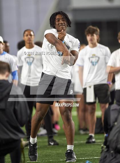 Thumbnail 2 in Jaguars QB Skills Challenge (Finals) photogallery.