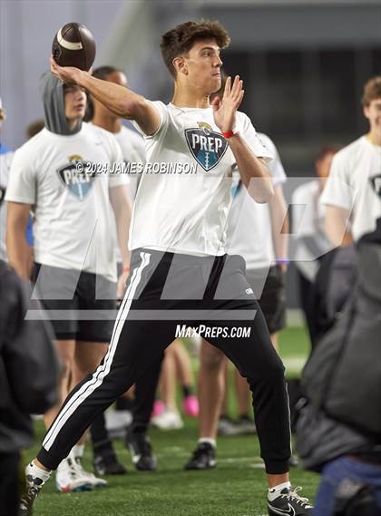 Thumbnail 1 in Jaguars QB Skills Challenge (Finals) photogallery.