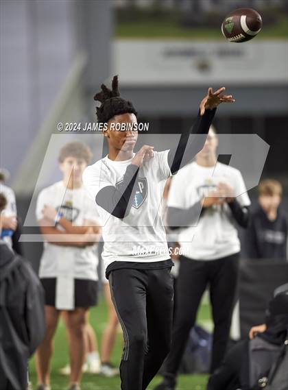 Thumbnail 2 in Jaguars QB Skills Challenge (Finals) photogallery.