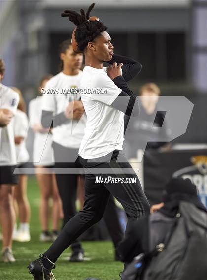 Thumbnail 1 in Jaguars QB Skills Challenge (Finals) photogallery.