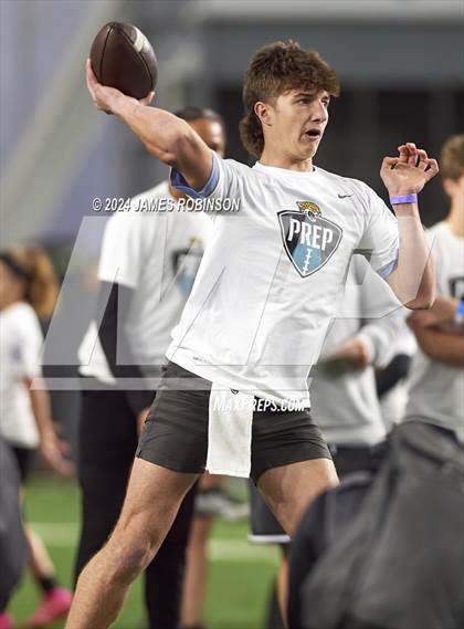 Thumbnail 1 in Jaguars QB Skills Challenge (Finals) photogallery.