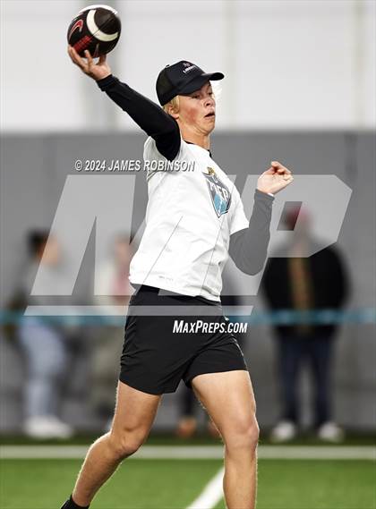 Thumbnail 3 in Jaguars QB Skills Challenge (Finals) photogallery.