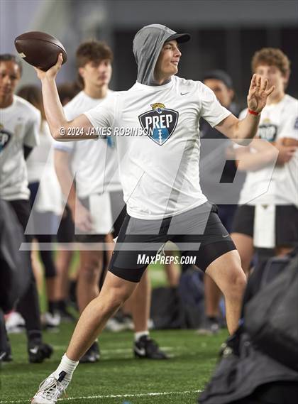 Thumbnail 1 in Jaguars QB Skills Challenge (Finals) photogallery.